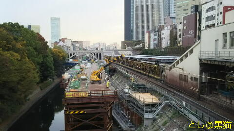 バリアフリー工事中の JR御茶ノ水駅