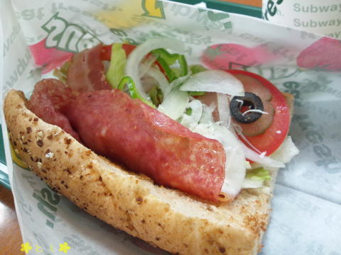 SUBWAYの B.L.Tサンド