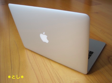 Macbook Airが到着