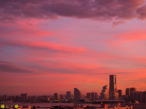 横浜 みなとみらい 夕焼け