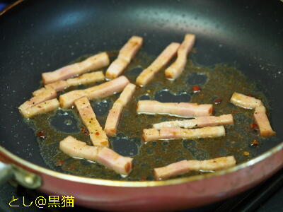 しめじとベーコンのガーリック醤油和風パスタ 作った