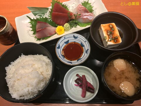 おさかな道場 刺身定食]