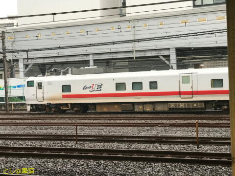 E491系East i-E っていう白い電車