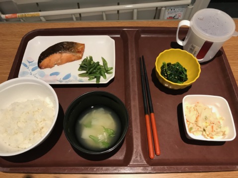 夕食