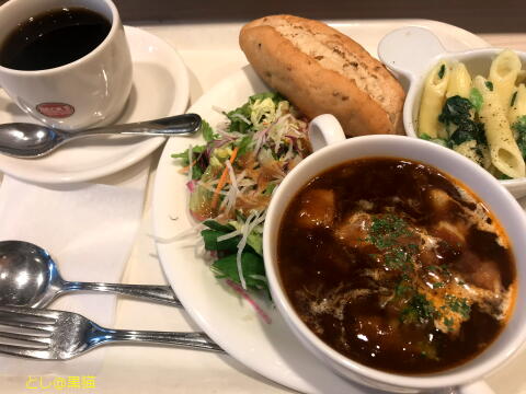 ベックス ごろごろビーフ＆冬野菜のシチュープレート